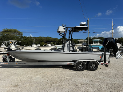 2026 Yellowfin 24 Bay