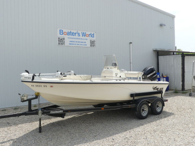 2009 Mako INSHORE 1901