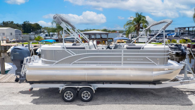 2026 Bennington 22SSRSE