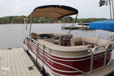 2023 Tracker Sun Tracker Party Barge 20DLX