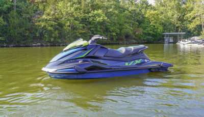 2024 Yamaha VX DELUXE-BLACK/DEEPWATER BLUE