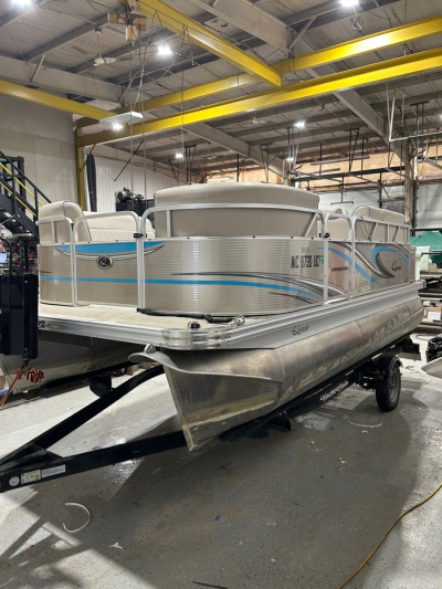 2017 Qwest 816 LS CRT