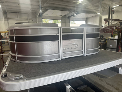 2023 Bennington 21 LSB