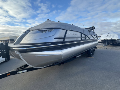 2023 Bennington 25 QSB I/O *49 HOURS!*