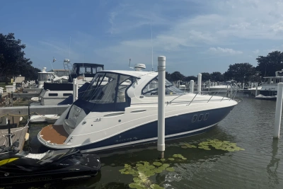 2015 Rinker 360 EXPRESS