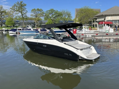2024 Sea Ray SLX 260 Surf