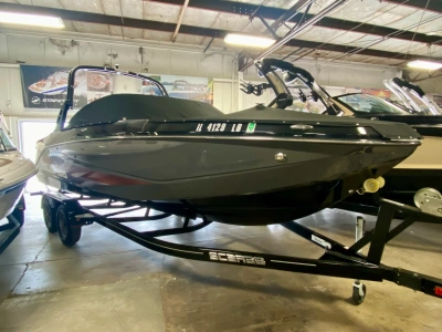 2021 Scarab 255 OPEN ID