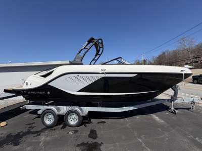2026 Bayliner D Series