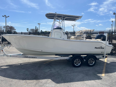 2022 Nautic Star Legacy 2302