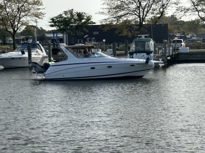 2000 Chris Craft 320EXPRESS