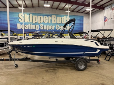2022 Bayliner VR5 Bowrider I/O