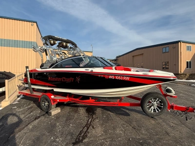 2016 Mastercraft X2