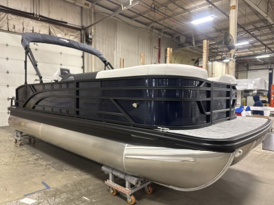 2026 Bennington 22 S1SB