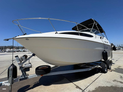 2005 Bayliner 245