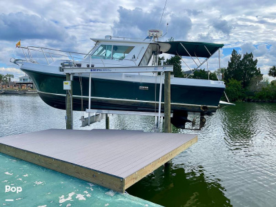 2007 Albin 28 Tournament Express Flush Deck
