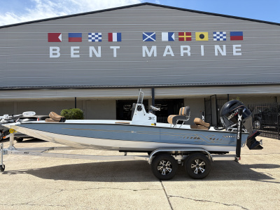 2026 Xpress H22B HYPER-LIFT BAY