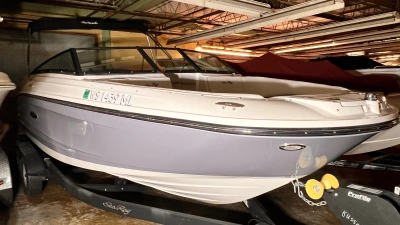 2021 Sea Ray 230 SPX