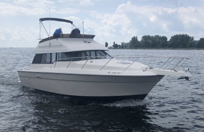 1990 Silverton 34 Convertible