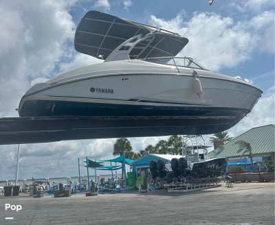 2017 Yamaha E series 242