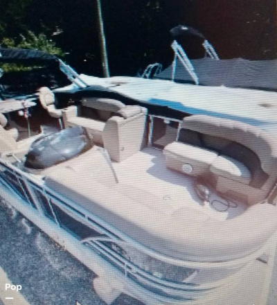 2021 Sylvan Mirage 8520 Party Fish