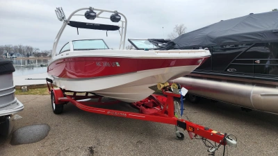 2018 Four Winns HD 200