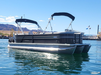 2022 Crest 240 Classic LX