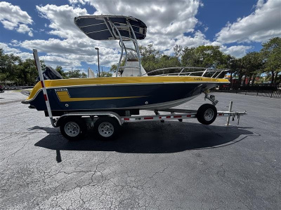 1999 Wellcraft 190 Fisherman