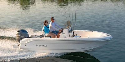 2026 Robalo Center Console R160