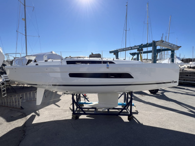 2026 Dufour 37