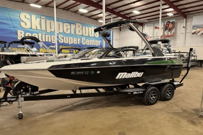 2023 Malibu WAKESETTER