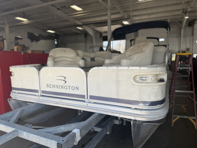 2004 Bennington 2250 RFS