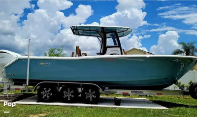 2022 Sea Hunt Gamefish 30 Forward Seating