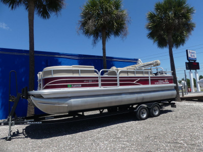 2019 Sun Tracker FISHIN' BARGE® 24 DLX