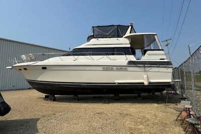 1989 Silverton 46 Aft Cabin