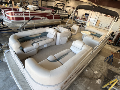2007 Princecraft 20 Versailles Pontoon & 60HP Mercury 4Stroke - $14,995
