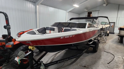 2016 Four Winns H190