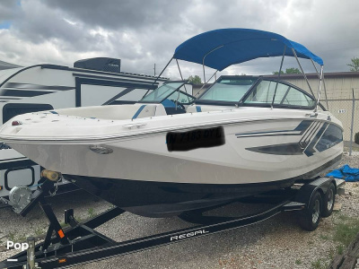 2016 Regal FasDeck 22 ESX