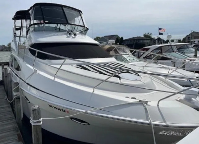 2005 Silverton 43 Sport Bridge