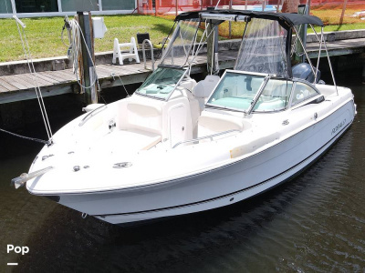 2015 Robalo 227