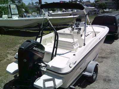 2016 Bayliner F18 Element