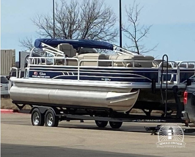 2021 Sun Tracker Fishin' Barge 22 DLX