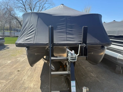 2019 Barletta LUSSO 23UC