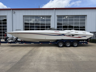 2003 Fountain 35 Executioner