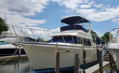 1986 Tollycraft 34 Sundeck Motor Yacht