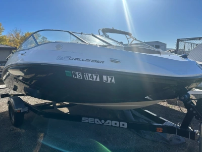 2011 Sea Doo CHALLENGER 180