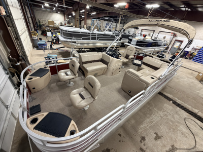 2019 Sun Tracker Fishin Barge 22 DLX XP3 Tritoon & 150HP Mercury 4Stroke - $39,995