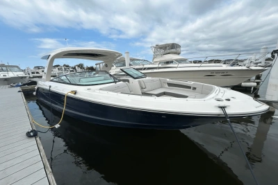 2025 Sea Ray 310 SLX