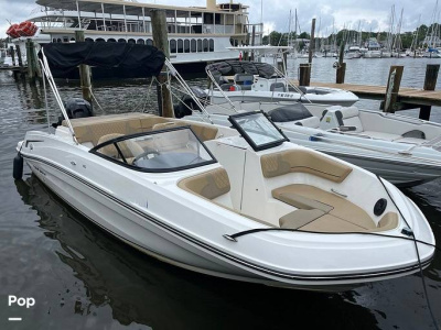 2025 Bayliner VR6 OB
