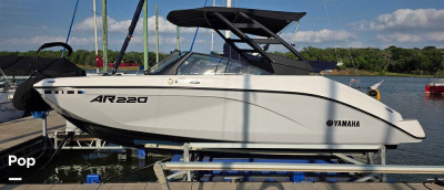 2023 Yamaha AR 220