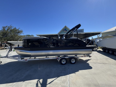 2026 Bennington M Series 22